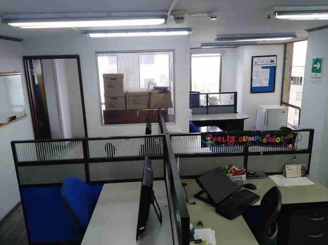 Oficina en venta en Palogrande, Manizales, 56 m² · foto 2 de 16