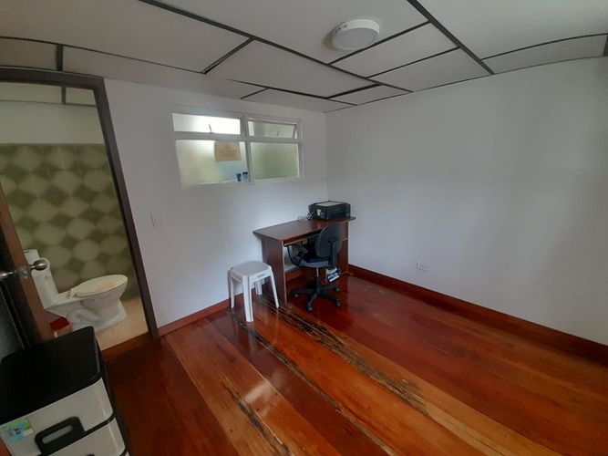 Casa de 6 alcobas en venta en La Primavera, Manizales, 300 m² · foto 14 de 24