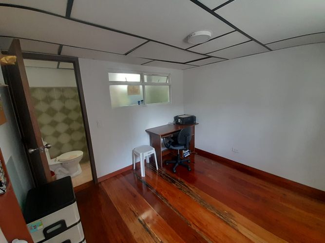 Casa de 6 alcobas en venta en La Primavera, Manizales, 300 m² · foto 17 de 24