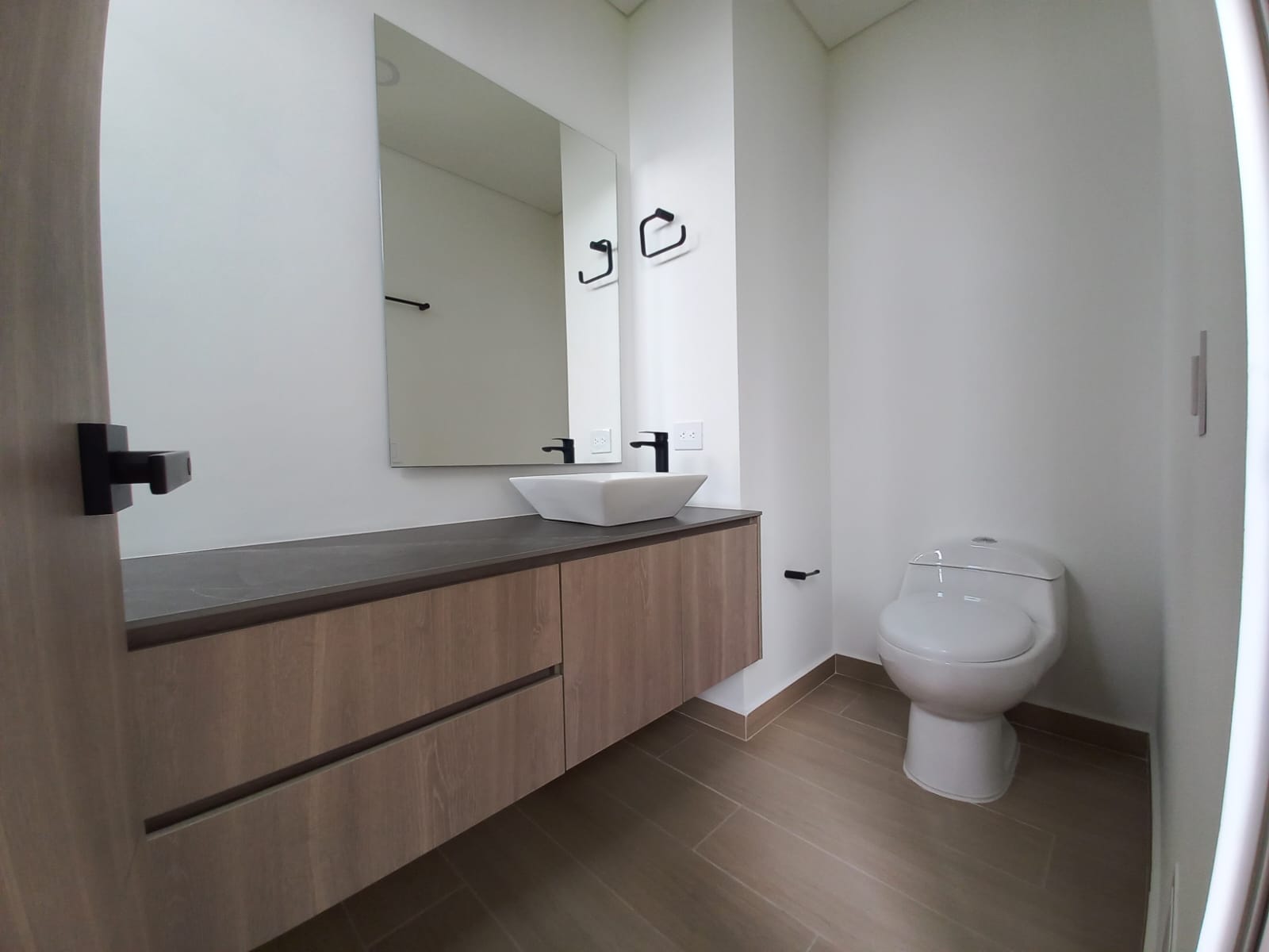 Apartamento en venta en Cerritos, Pereira · foto 2 de 18