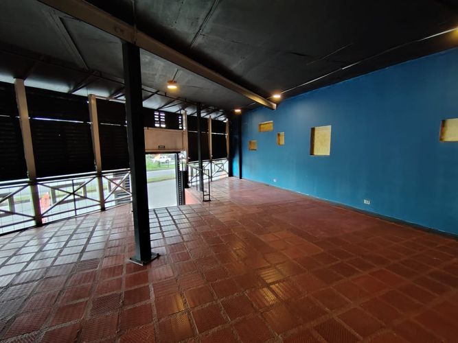 Casa en venta en Avenida Centenario, Armenia, 720 m² · foto 3 de 19