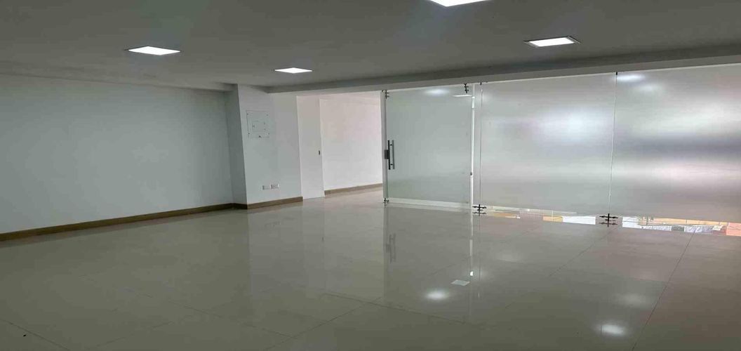 Local en venta en Pinares, Pereira, 92 m² · foto 9 de 20