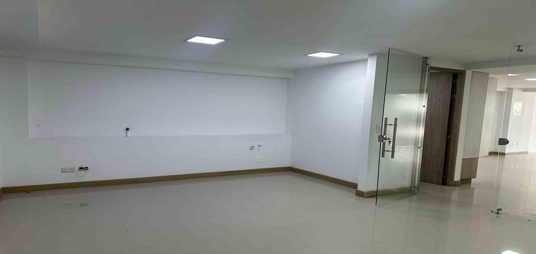 Local en venta en Pinares, Pereira, 92 m² · foto 11 de 20