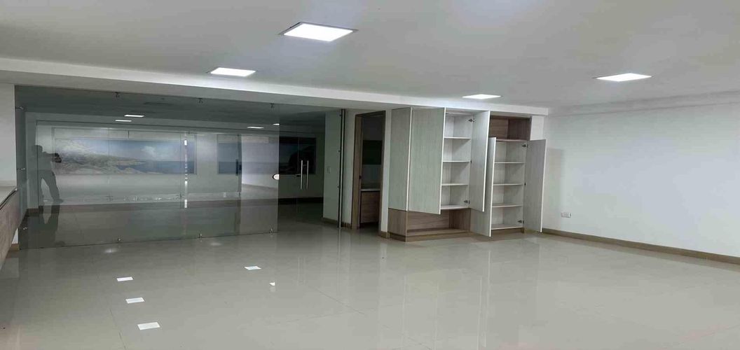 Local en venta en Pinares, Pereira, 92 m² · foto 14 de 20