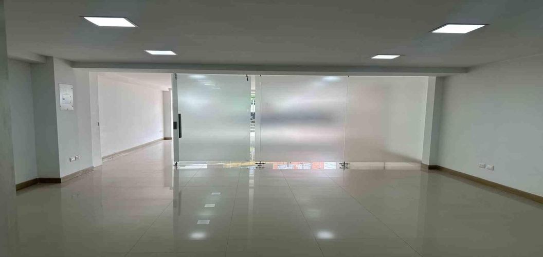 Local en venta en Pinares, Pereira, 92 m² · foto 17 de 20
