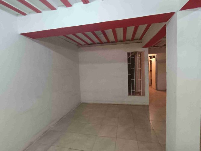 Casa de 8 alcobas en venta en Popular, Armenia, 450 m² · foto 19 de 24