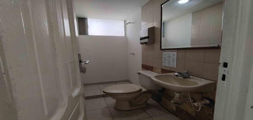 Casa de 13 alcobas en arriendo en Los Alpes, Pereira, 280 m² · foto 3 de 24