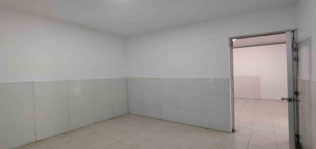 Casa de 13 alcobas en arriendo en Los Alpes, Pereira, 280 m² · foto 21 de 24