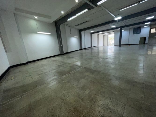 Bodega en arriendo en Sector Parque Valencia, Armenia, 470 m² · foto 3 de 13