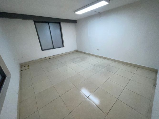 Bodega en arriendo en Sector Parque Valencia, Armenia, 470 m² · foto 12 de 13