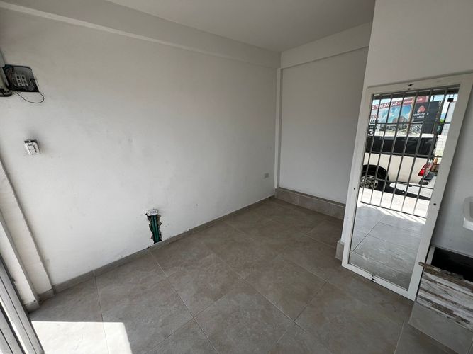 Local en arriendo en Hacienda Cuba, Pereira, 10 m² · foto 3 de 14