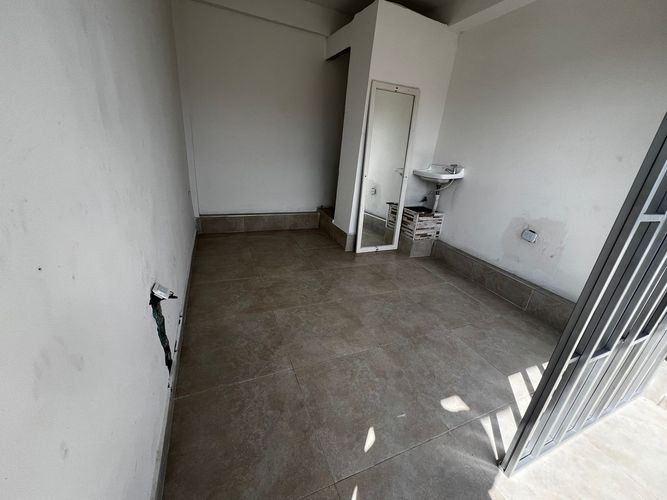 Local en arriendo en Hacienda Cuba, Pereira, 10 m² · foto 5 de 14