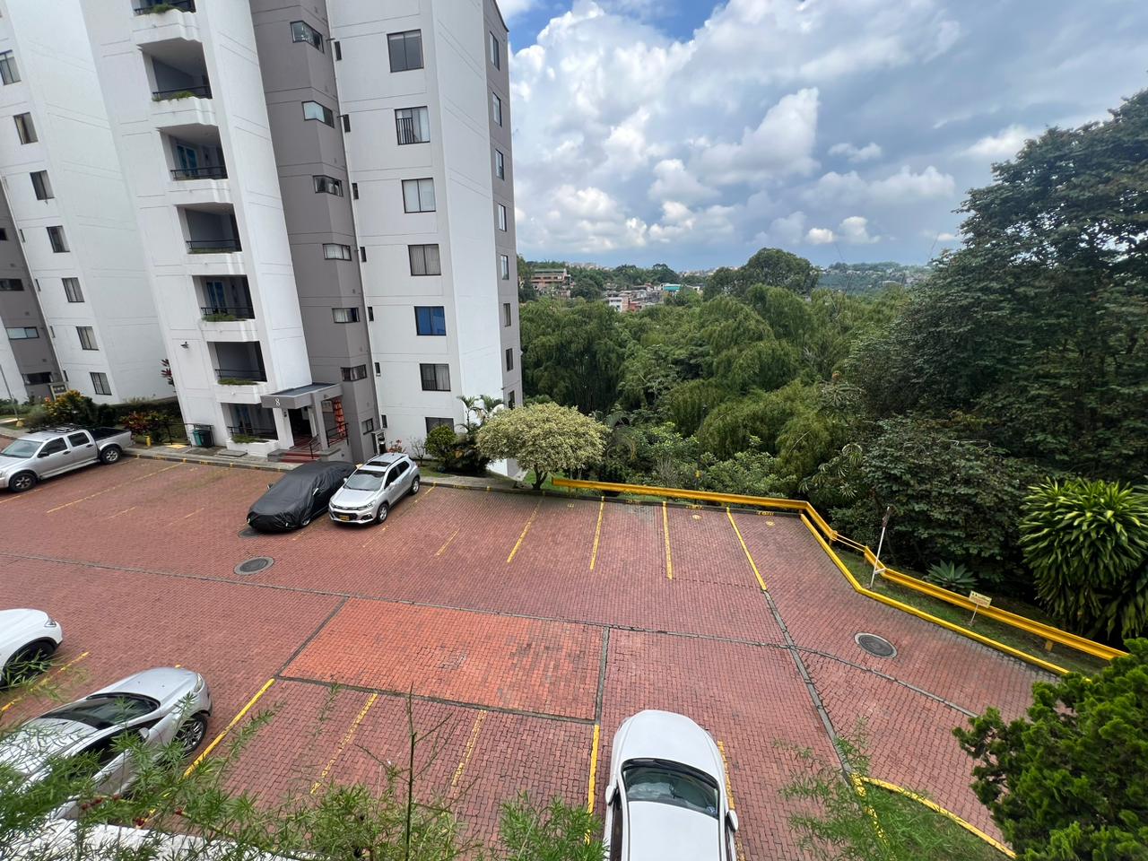 Apartamento en venta en Bosques De La Salle, Pereira · foto 8 de 20