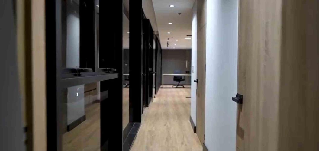 Oficina en venta en Avenida Centenario, Armenia, 167 m² · foto 4 de 8