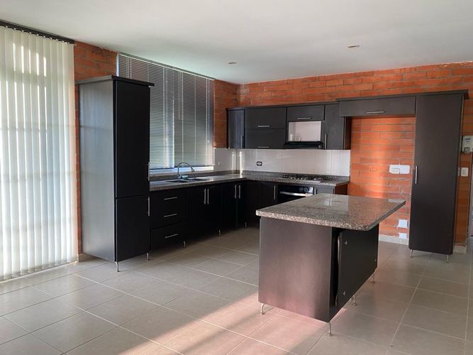 Casa en venta en Tribunas Corcega, Pereira · foto 8 de 18