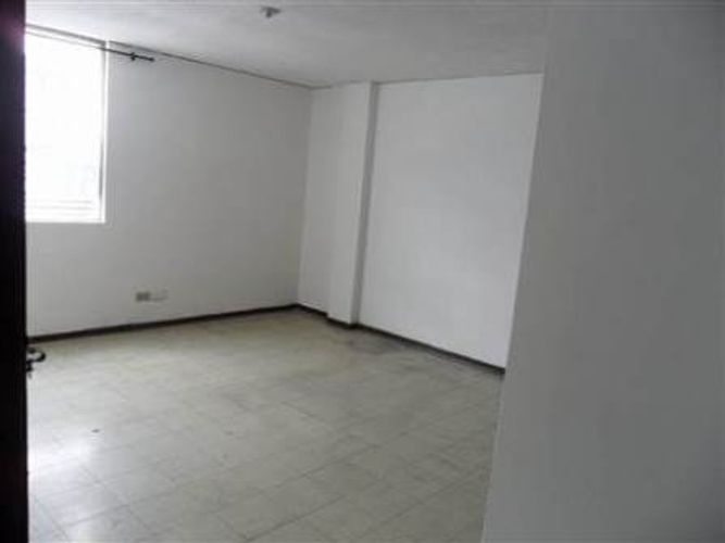 Edificio en venta en El Centro, Manizales, 1664 m² · foto 13 de 14