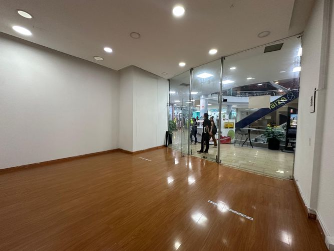 Local en arriendo en Sector Plaza De Bolivar, Pereira, 45 m² · foto 2 de 13