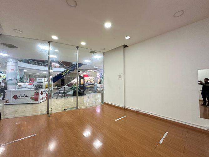 Local en arriendo en Sector Plaza De Bolivar, Pereira, 45 m² · foto 10 de 13