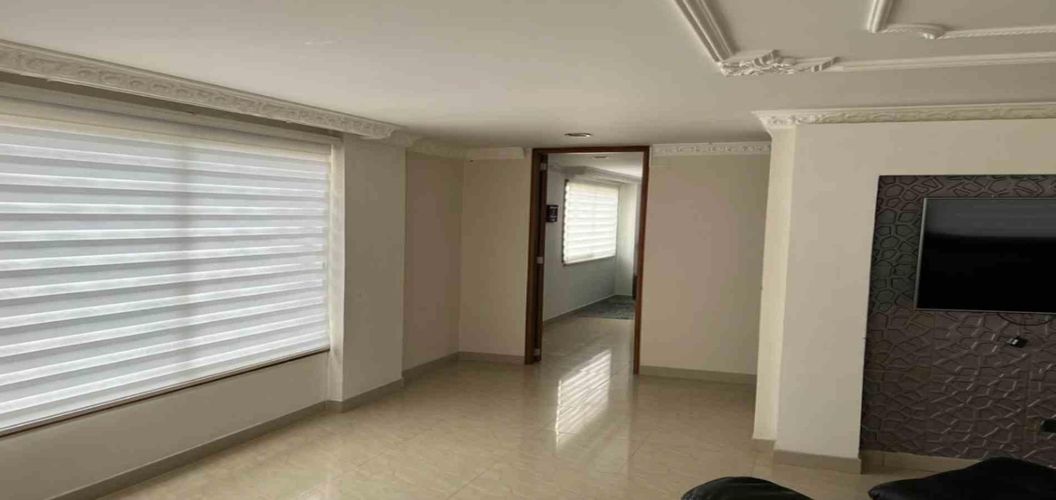Casa de 6 alcobas en venta en Pinares, Pereira, 344 m² · foto 8 de 24