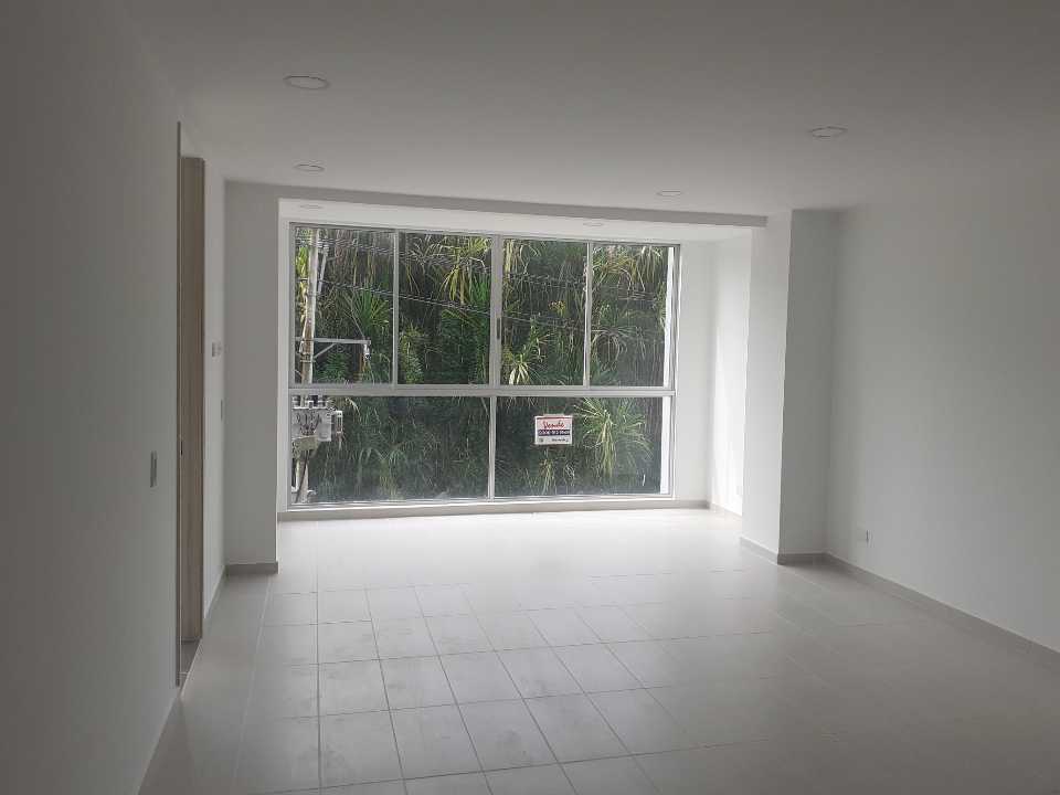 Apartamento en venta en Ub. Maracay Et. Ii, Pereira · foto 2 de 23