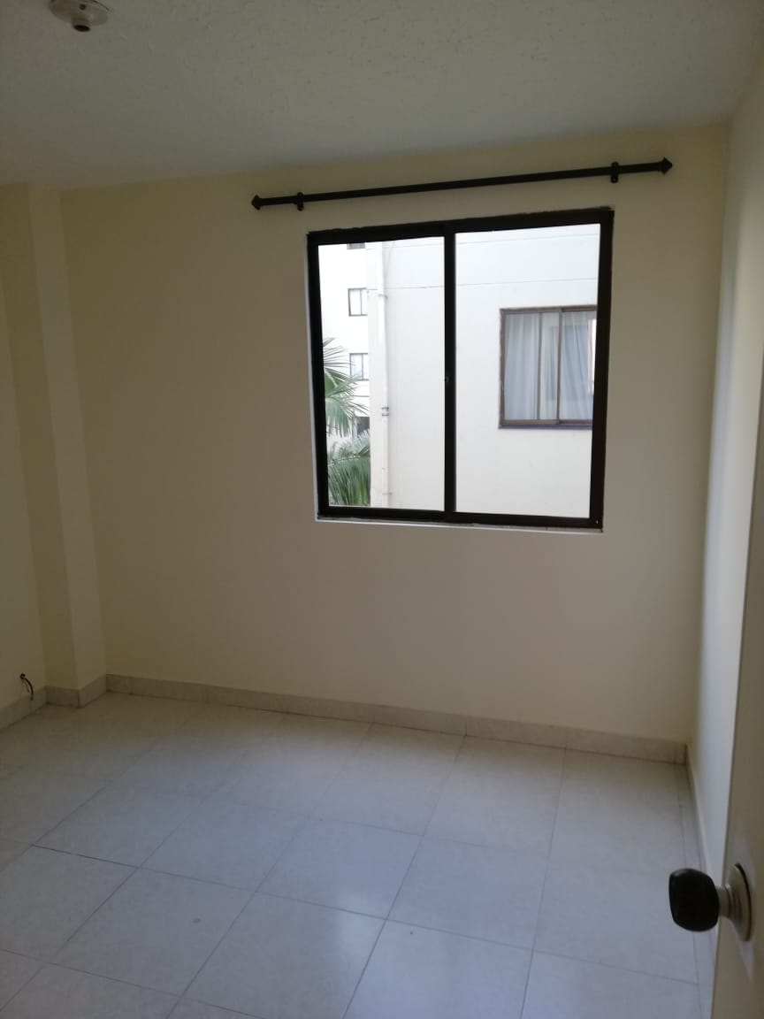 Apartamento en venta en Berlin, Pereira · foto 7 de 7