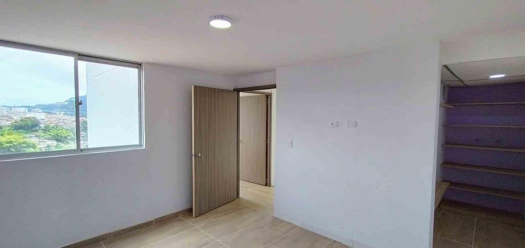Apartamento de 2 alcobas en venta en Colombia, Manizales, 53 m² · foto 2 de 19