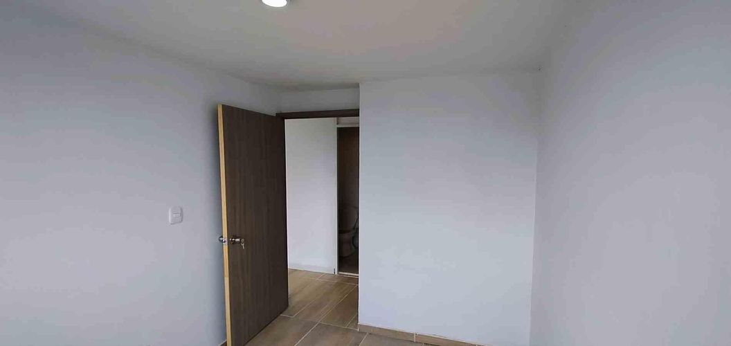 Apartamento de 2 alcobas en venta en Colombia, Manizales, 53 m² · foto 5 de 19