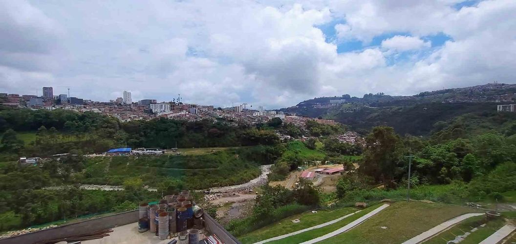 Apartamento de 2 alcobas en venta en Colombia, Manizales, 53 m² · foto 6 de 19