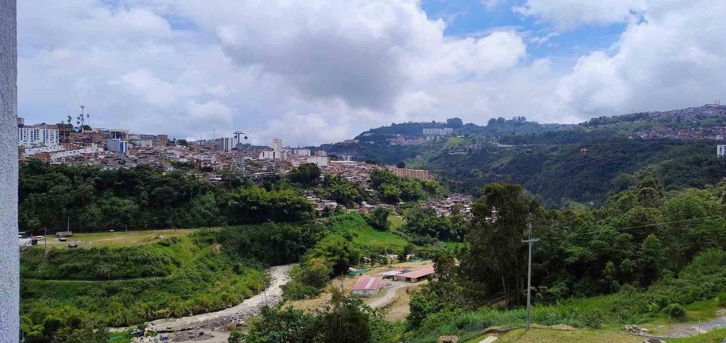 Apartamento de 2 alcobas en venta en Colombia, Manizales, 53 m² · foto 11 de 19