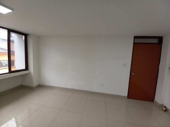 Oficina en arriendo en El Centro, Manizales, 21 m² · foto 4 de 18