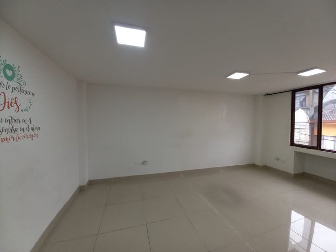 Oficina en arriendo en El Centro, Manizales, 21 m² · foto 11 de 18