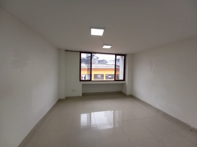 Oficina en arriendo en El Centro, Manizales, 21 m² · foto 12 de 18