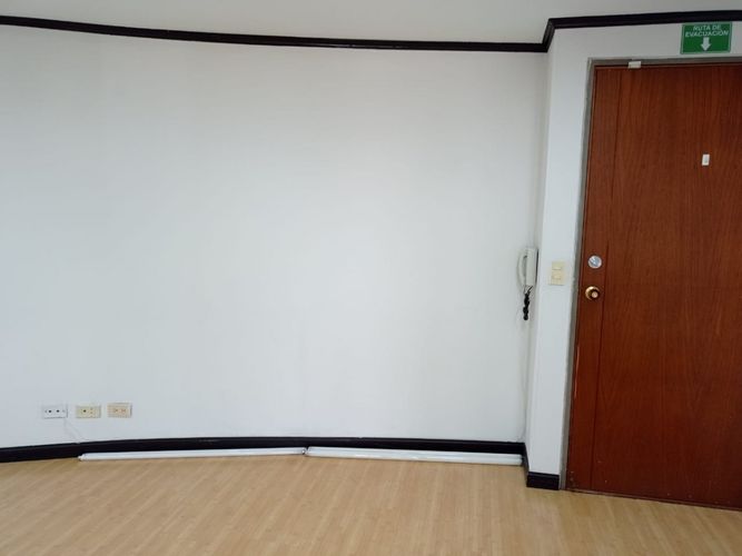 Oficina en venta en Palogrande, Manizales, 23 m² · foto 5 de 8