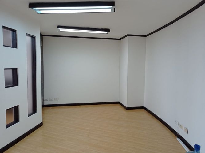 Oficina en venta en Palogrande, Manizales, 23 m² · foto 6 de 8