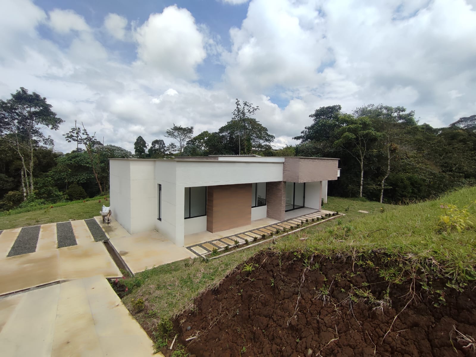 Casa en venta en San Jose Sur, Pereira · foto 3 de 24