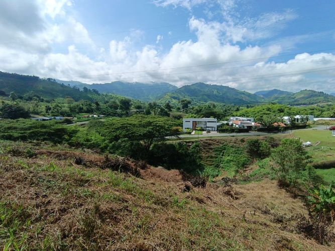 Lote en venta en La Trinidad, Manizales, 2665 m² · foto 19 de 24