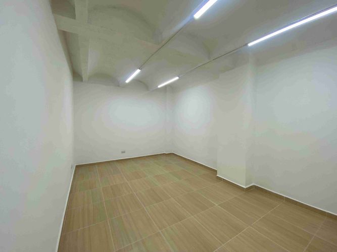 Oficina en arriendo en Rincon Santo, Armenia, 30 m² · foto 2 de 8