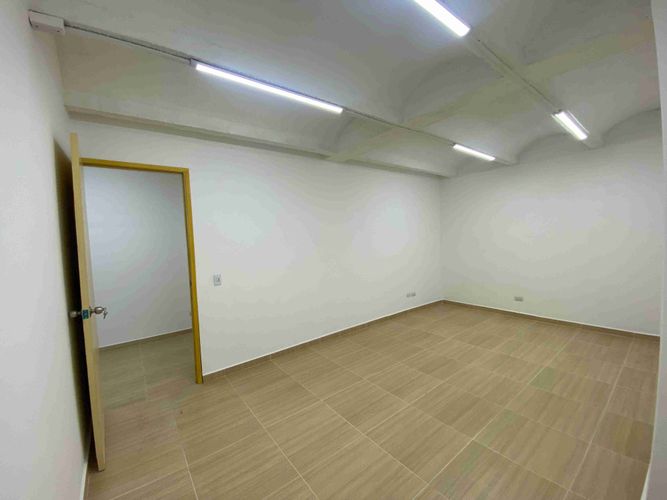 Oficina en arriendo en Rincon Santo, Armenia, 30 m² · foto 3 de 8