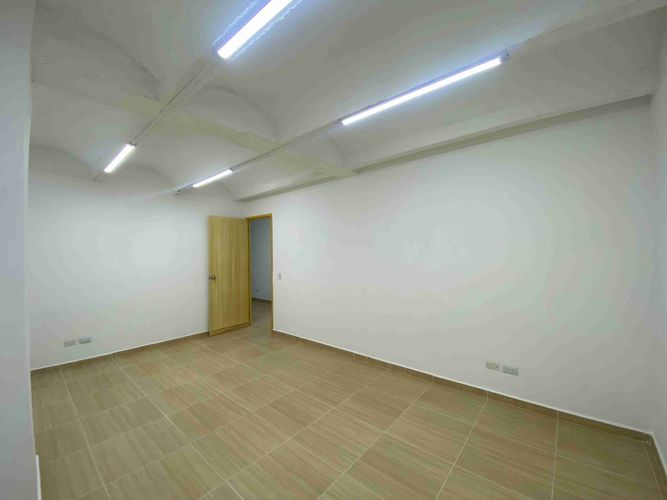 Oficina en arriendo en Rincon Santo, Armenia, 30 m² · foto 5 de 8