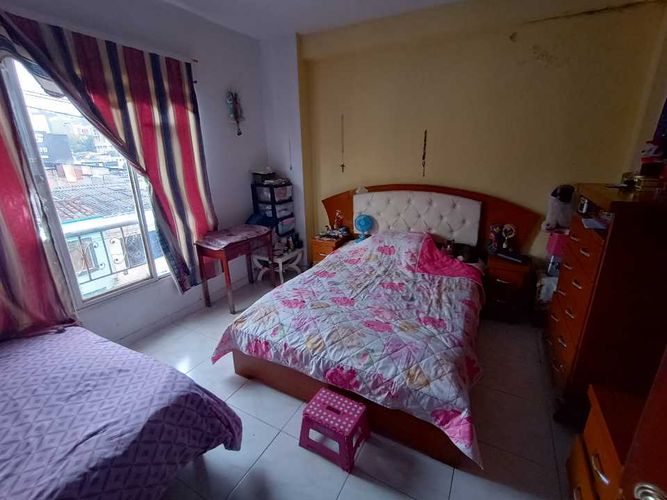 Casa de 8 alcobas en venta en Olaya Herrera, Pereira, 296 m² · foto 12 de 22