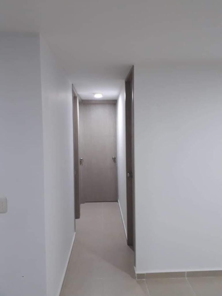 Apartamento en venta en Marco Fidel Suarez, Armenia · foto 8 de 24