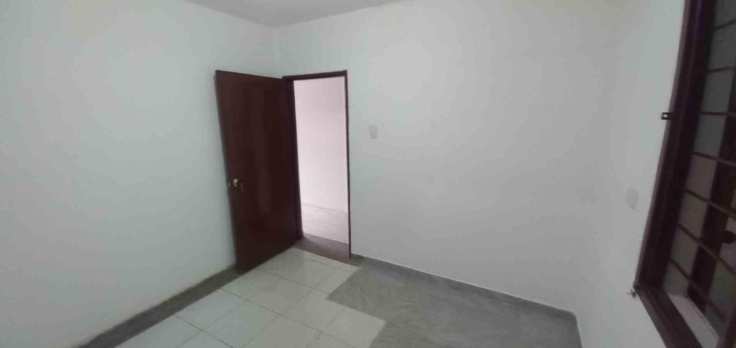 Casa de 8 alcobas en venta en Los Profesionales, Armenia, 400 m² · foto 7 de 22