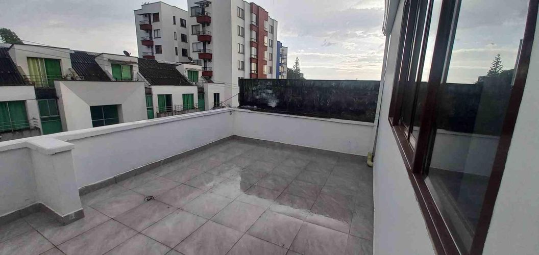 Casa de 8 alcobas en venta en Los Profesionales, Armenia, 400 m² · foto 22 de 22