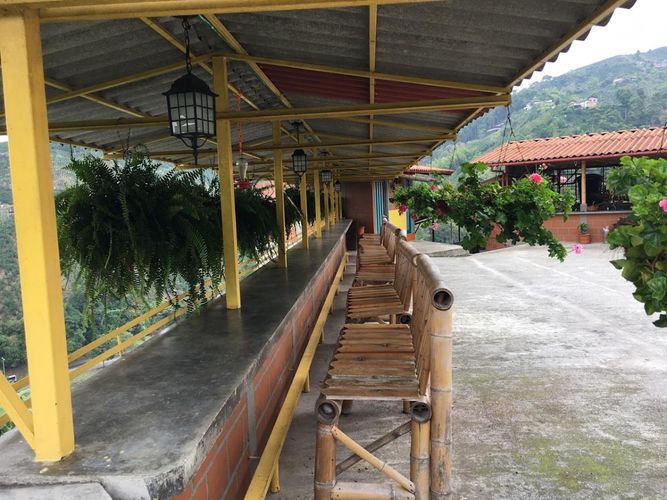 Local en venta en Estambul, Manizales, 200 m² · foto 24 de 24