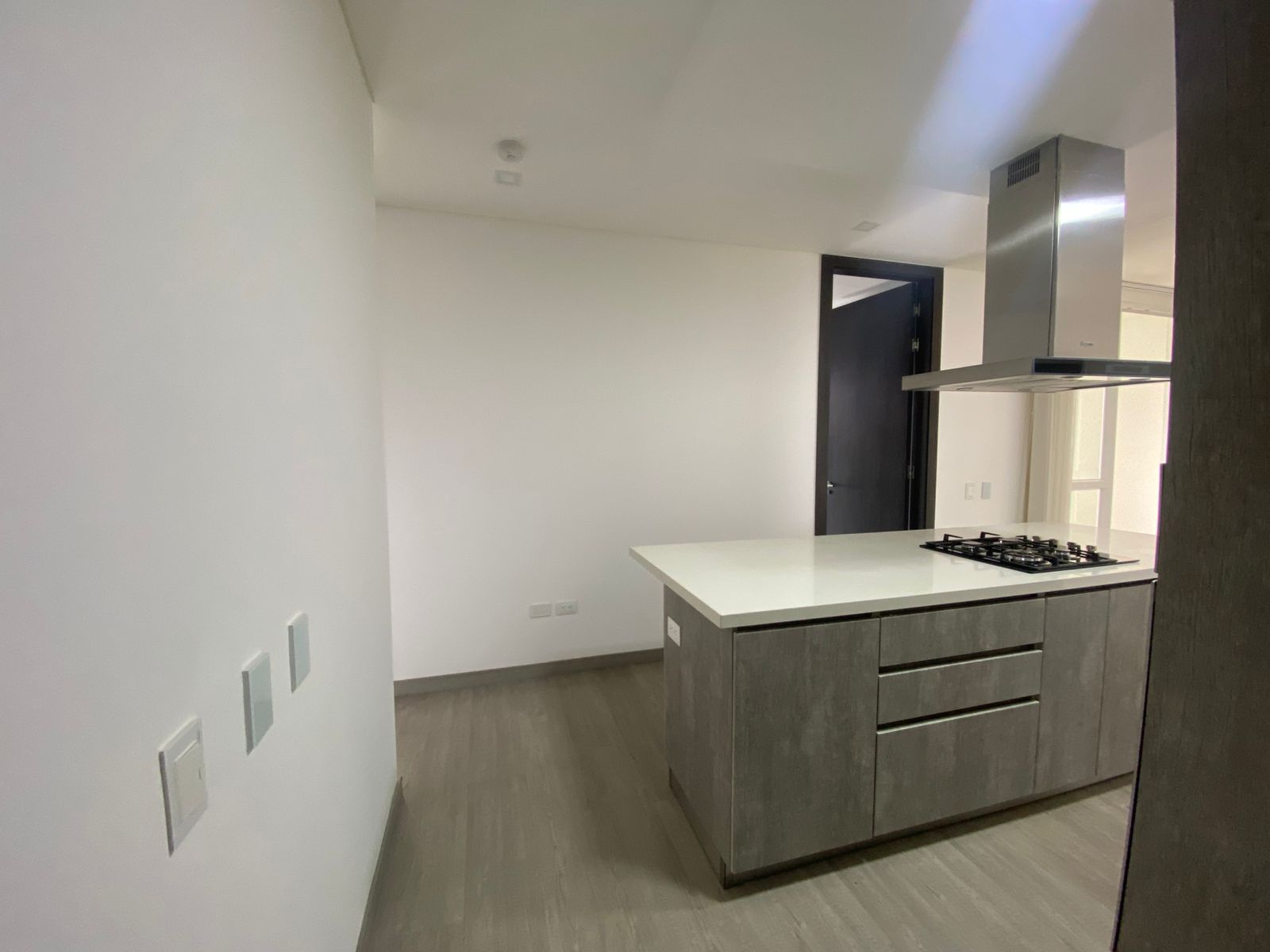 Apartamento en venta en Jardines De Tanambi, Pereira · foto 2 de 12