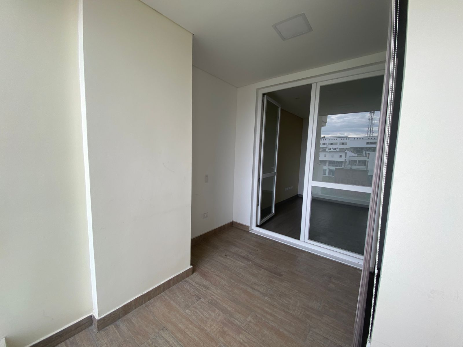 Apartamento en venta en Jardines De Tanambi, Pereira · foto 4 de 12