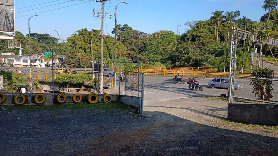 Local en venta en San Fernando, Pereira, 2100 m² · foto 3 de 24
