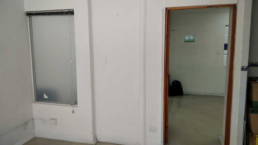 Oficina en venta en Campestre D, Pereira, 32 m² · foto 6 de 7