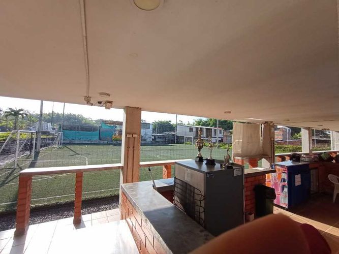 Local en venta en San Fernando, Pereira, 2100 m² · foto 16 de 24