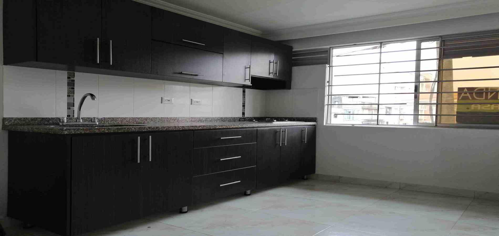 Apartamento en venta en Sector Plaza De Bolivar, Pereira · foto 4 de 16
